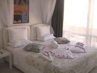 Hotel Urkmez 3*