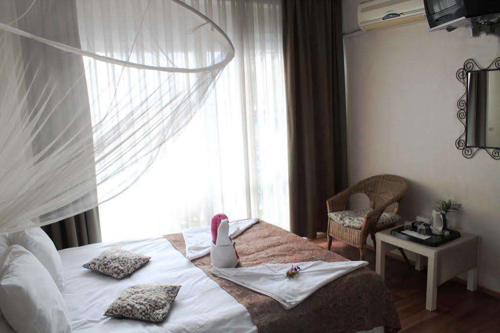 Hotel Urkmez 3*